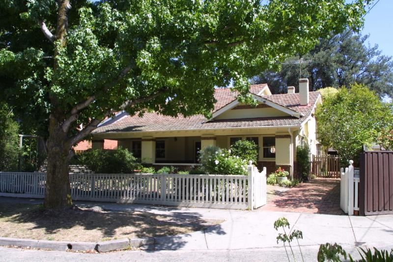 13 Gaynor Court, Malvern, VIC 3144 Property Details