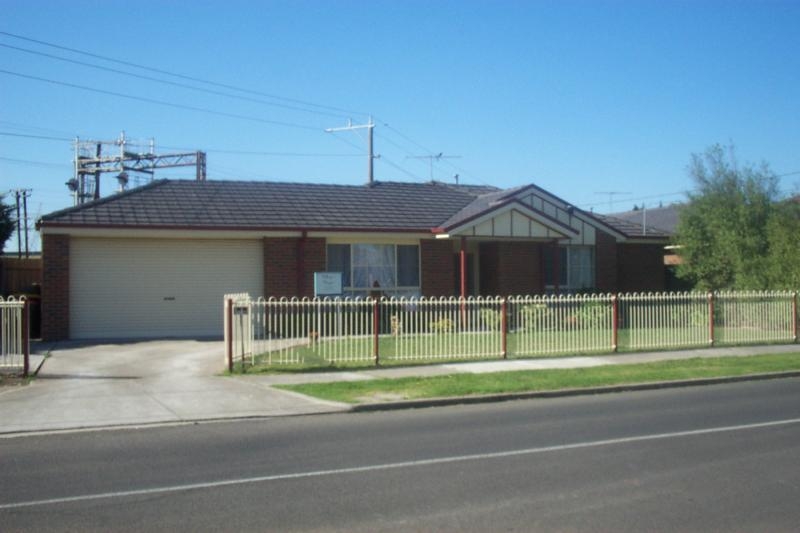 158 Victory Road, Airport West, VIC 3042 Property Details