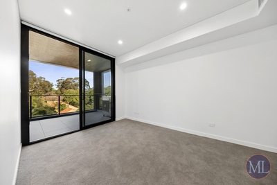 527/21 Dawes Avenue, Castle Hill, NSW 2154 photo 2 of 7