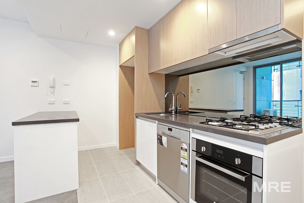 110/55 Islington Street