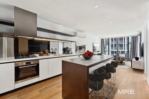 1510/677 La Trobe Street, Docklands, VIC 3008