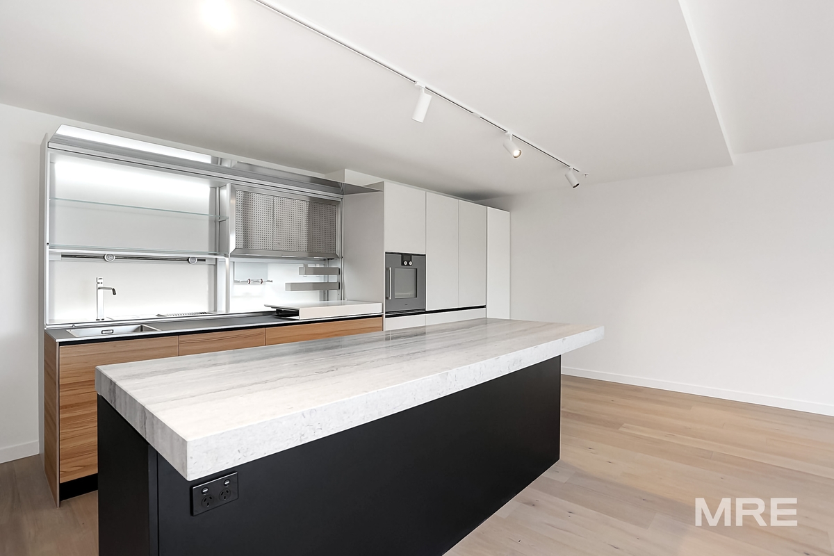 207/166 Gertrude Street