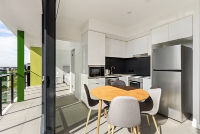 2101/10 Trinity Street, Fortitude Valley, QLD 4006 photo 2 of 16
