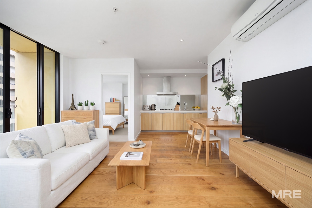 2706/11 Rose Lane