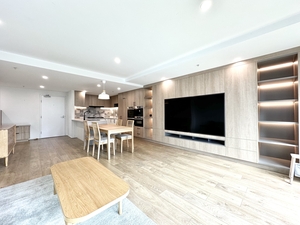 2102/8 Downie Street, Melbourne, VIC 3000 photo 3 of 20