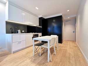 2109/442 Elizabeth Street, Melbourne, VIC 3000 photo 3 of 16
