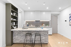 3210/301 King Street, Melbourne, VIC 3000 photo 2 of 20