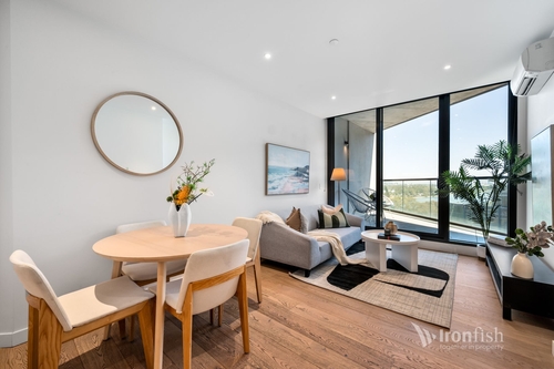 911/77 Queens Road, Melbourne, VIC 3000