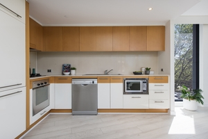 1411/30 Glen Street, Milsons Point, NSW 2061 photo 3 of 10