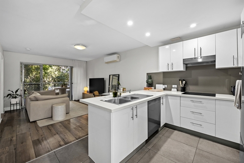10/11 Stephens Street, Morningside, QLD 4170