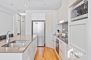 4/252 Argyle Street, North Hobart, TAS 7000 photo 3 of 24