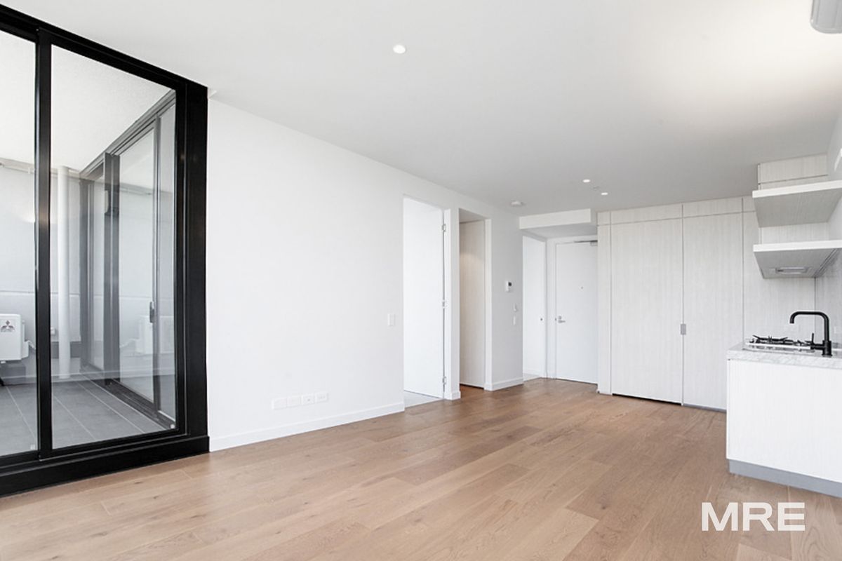 1204/33 Blackwood Street