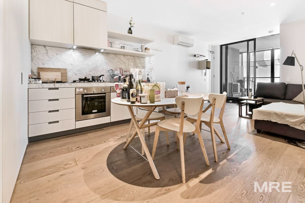 332/23 Blackwood Street