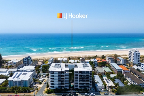 Palm Beach, QLD 4221