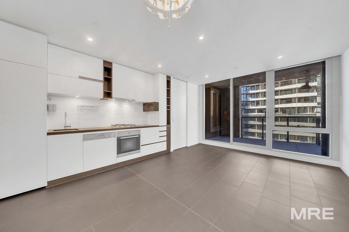 703/229 Toorak Road