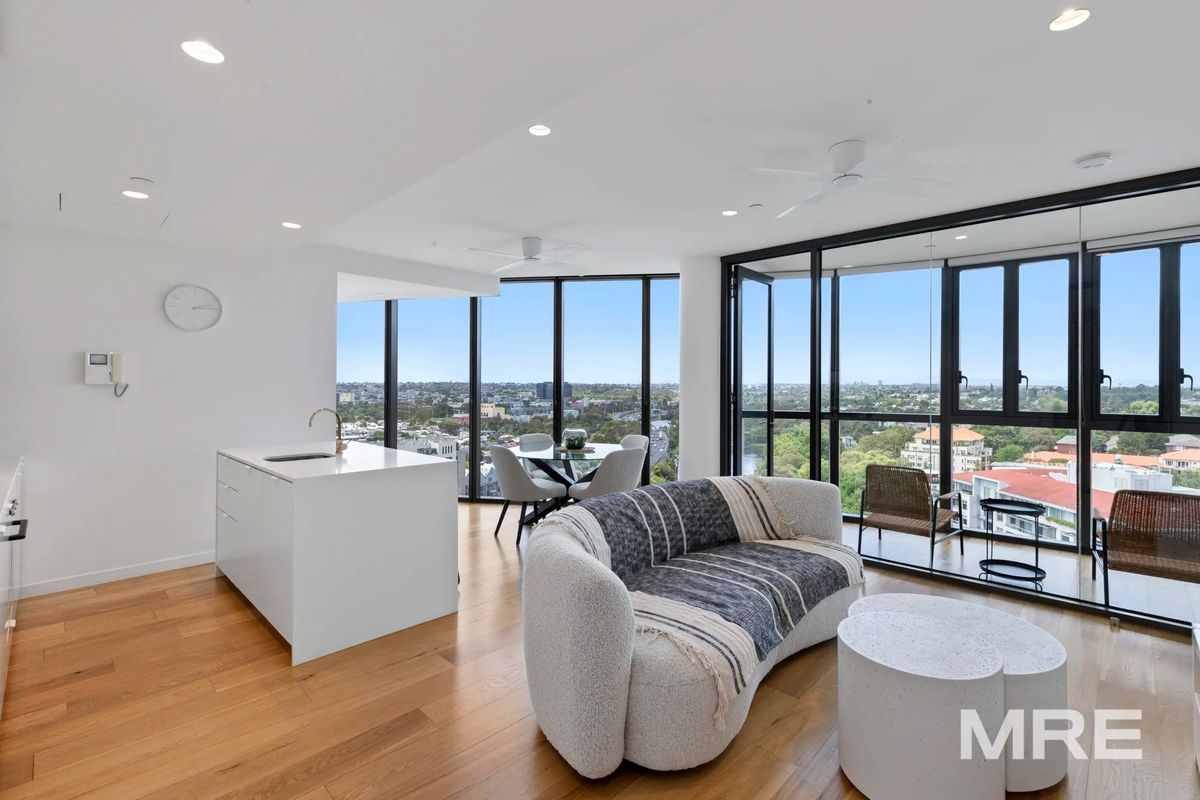 1502/681 Chapel Street