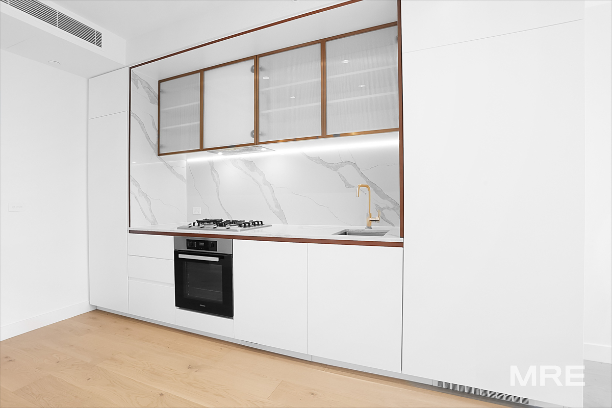 1401/649 Chapel Street