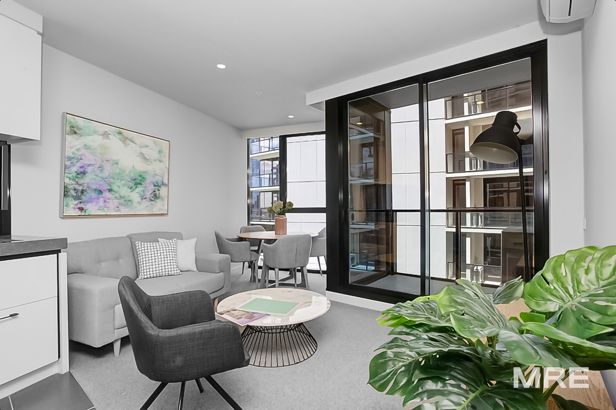1101/8 Daly Street