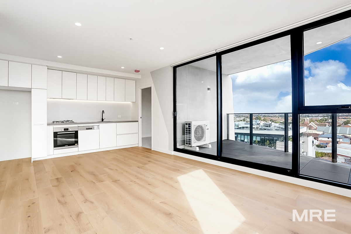 611/636 High Street