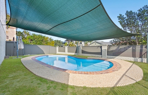 8/9 Eady Avenue, Broadbeach Waters, QLD 4218