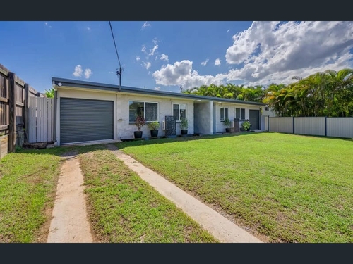 2/28 Campbell Street, Clinton, QLD 4680