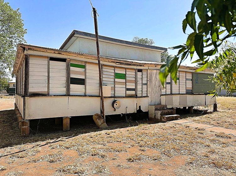 17 Scarr Street, Cloncurry, QLD 4824 for Sale