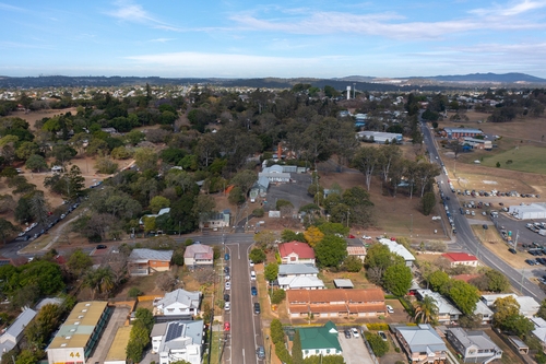 1 Roderick Street, Ipswich, QLD 4305