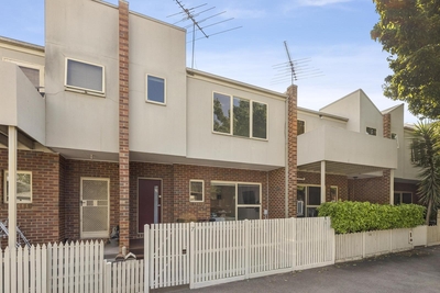 7 The Lairidge, Kensington, VIC 3031