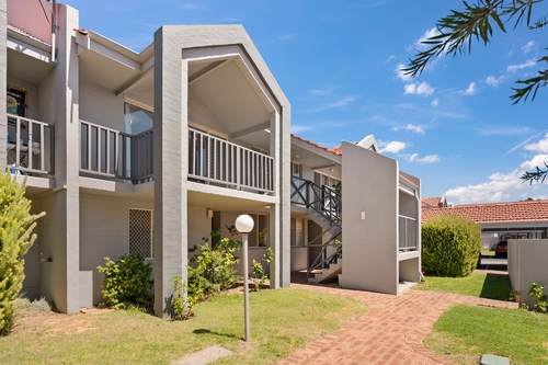 26/1-3 Hackett Street, Mandurah, WA 6210