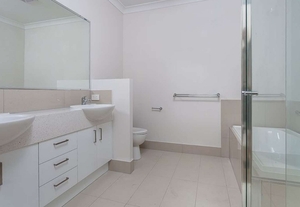 12/27 Discovery Drive, North Lakes, QLD 4509 photo 2 of 10