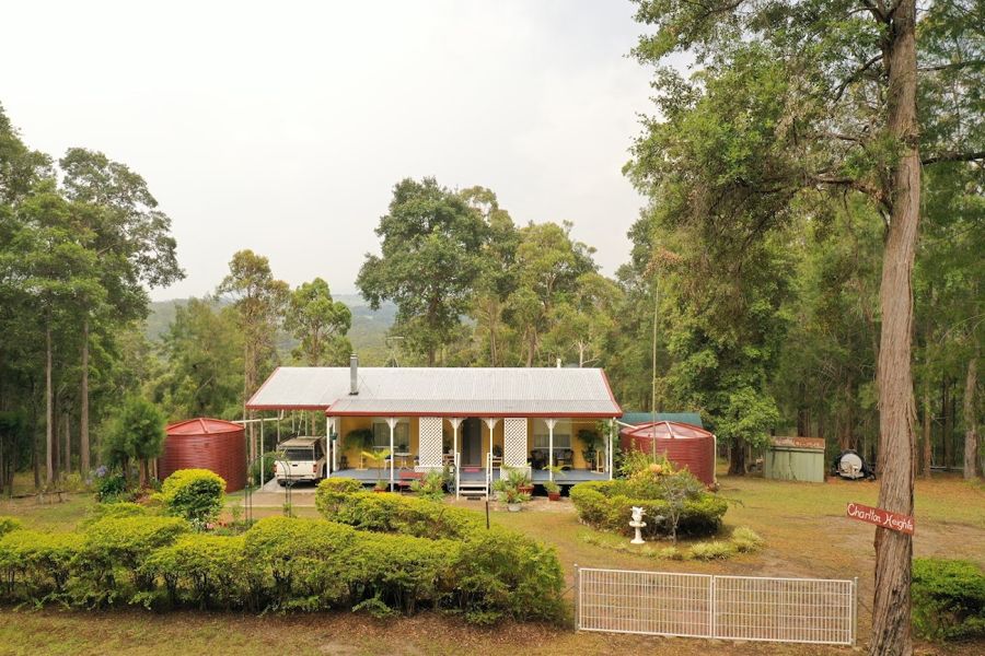 19 Gold Coast Road, Ravenshoe, QLD 4888 for Rent