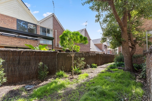 18 Ehmckes Lane, Adelaide, SA 5000