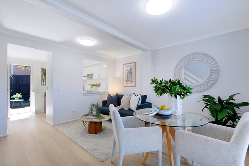 2/5 Woodford Street, Holland Park West, QLD 4121