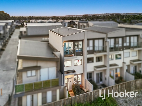 30 Topal Drive, Officer, VIC 3809
