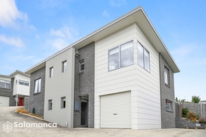 4/17b Camden Crescent, West Moonah, TAS 7009