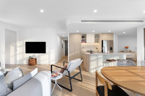 101/4 First Avenue, Burleigh Heads, QLD 4220