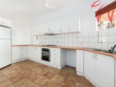 10/8 Finniss Street, Darwin City, NT 0800 photo 2 of 10
