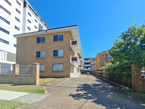 4/45 Cleveland Street, Greenslopes, QLD 4120
