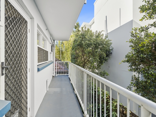 1/845 Logan Road, Holland Park West, QLD 4121