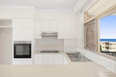 6/6 Moreton Parade, Kings Beach, QLD 4551 photo 2 of 13