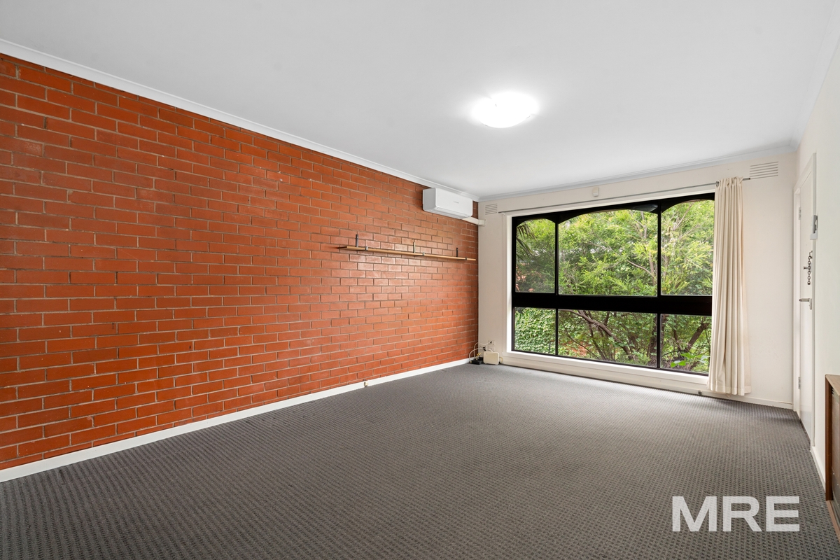 2/8 Ross Street