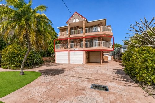 2/10 Twelfth Avenue, Palm Beach, QLD 4221