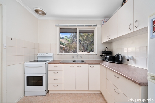 2/274 Churchill Avenue, Sandy Bay, TAS 7005