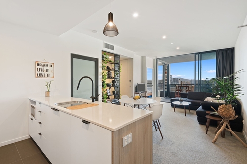 1006/4 Edmondstone Street, South Brisbane, QLD 4101