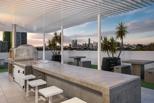 208/283 Logan Road, Stones Corner, QLD 4120