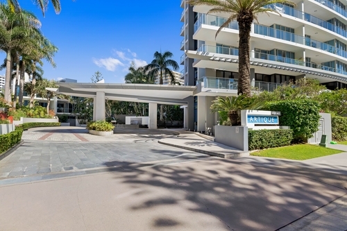 101/18 Enderley Avenue, Surfers Paradise, QLD 4217