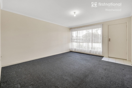 1/135 Greaves Street North, Werribee, VIC 3030