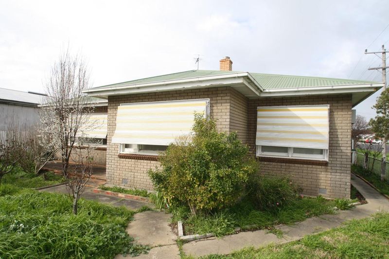 20 Winter Street, Coleraine, VIC 3315 Property Details