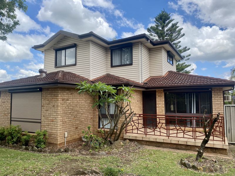 216 Banks Drive, St Clair, NSW 2759 Property Details