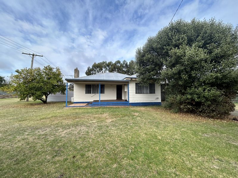 23 Mcconochie Street, Coleraine, VIC 3315 Property Details